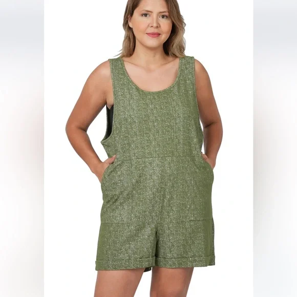 NWT! Plus Size Rust Romper with Front Pockets Super Stretchy Comfy Lightweight - Picture 4 of 4